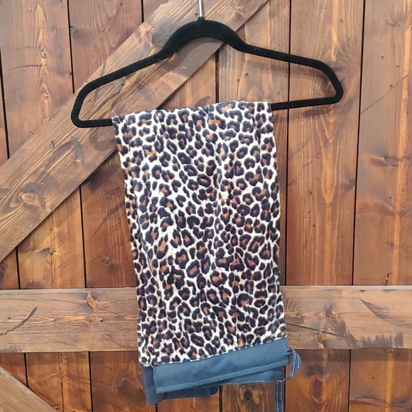 Secret Treasures Other - Secret Treasures XL pajama leopard pants
